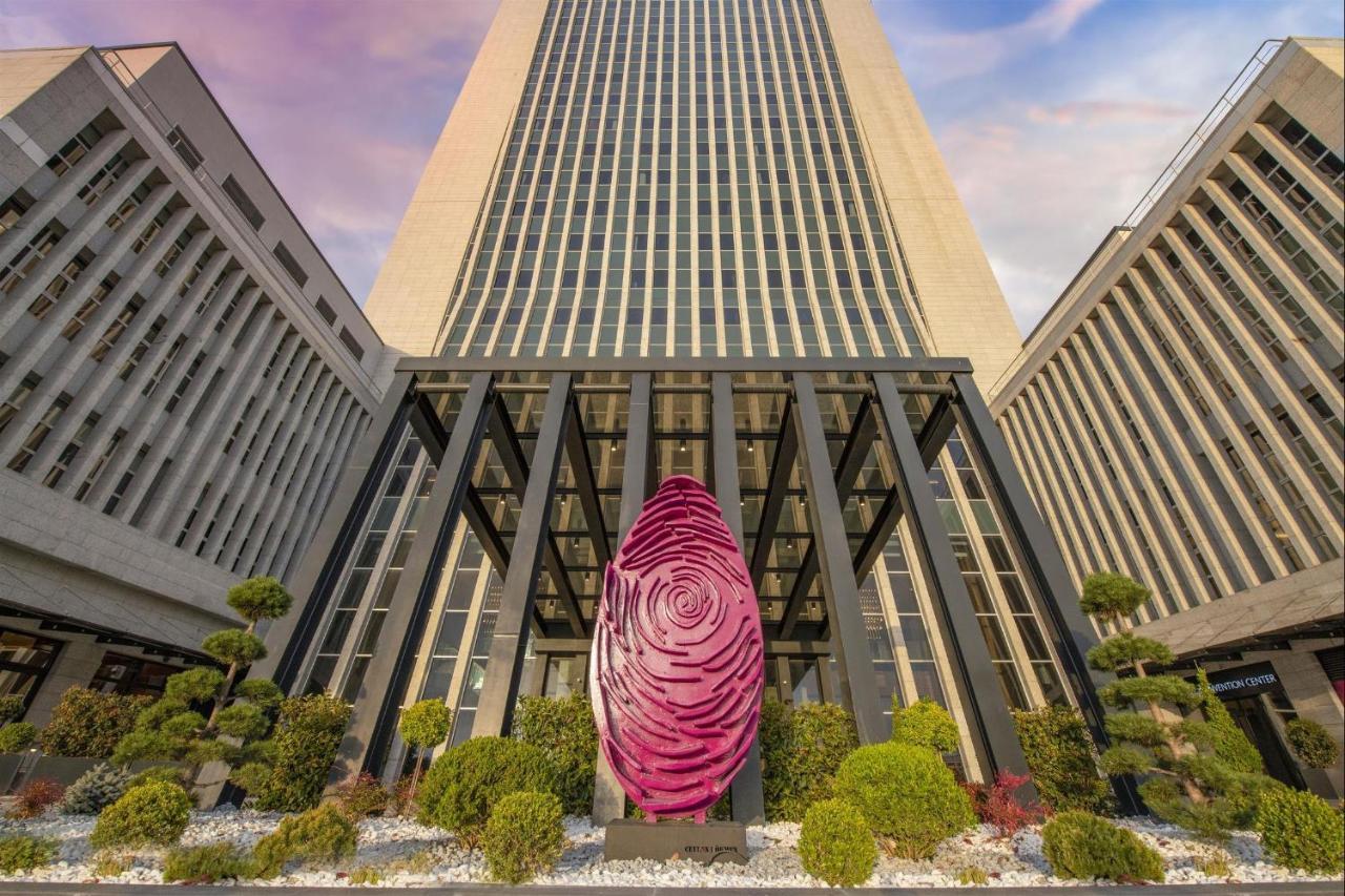 Crowne Plaza Ankara By Ihg Hotel Exterior photo