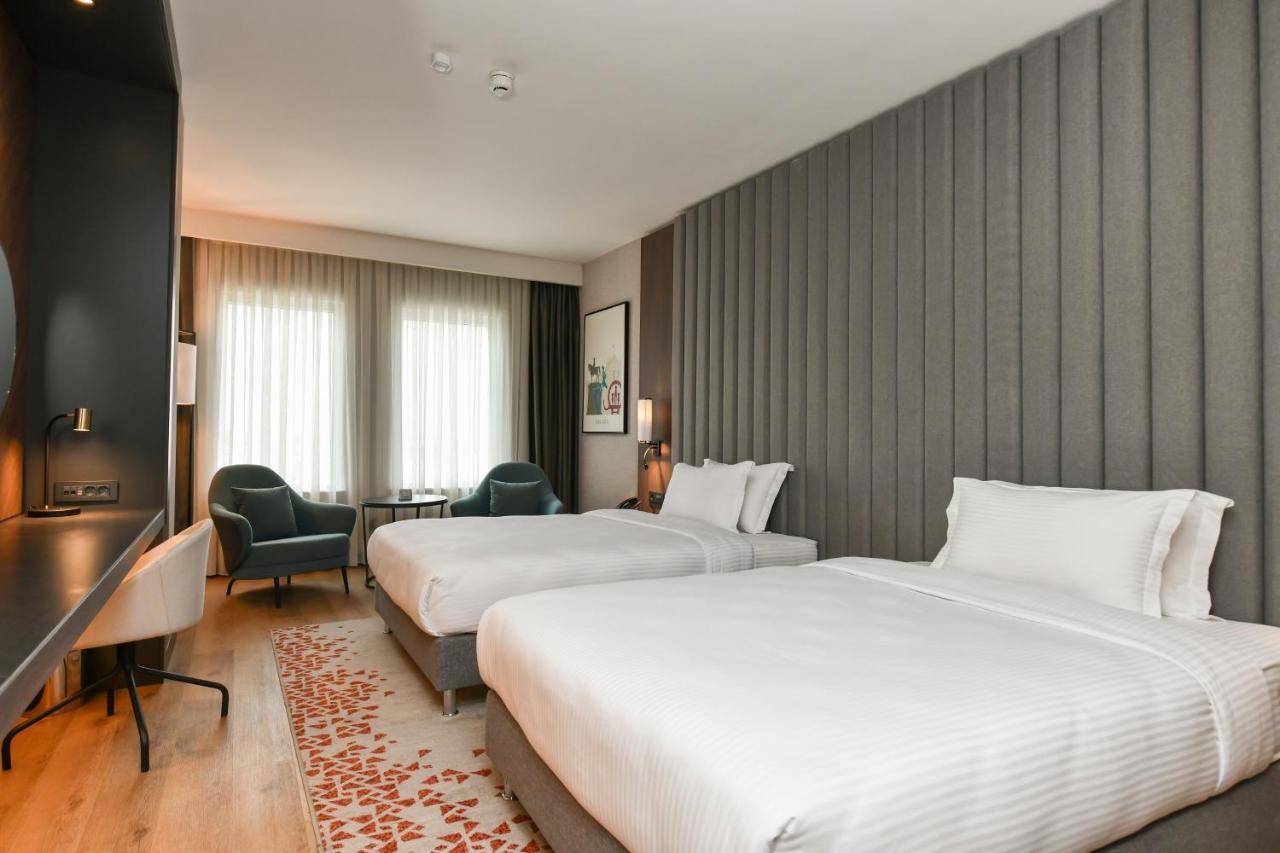 Crowne Plaza Ankara By Ihg Hotel Exterior photo