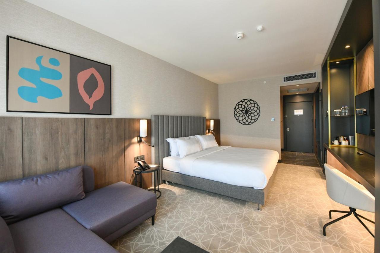 Crowne Plaza Ankara By Ihg Hotel Exterior photo