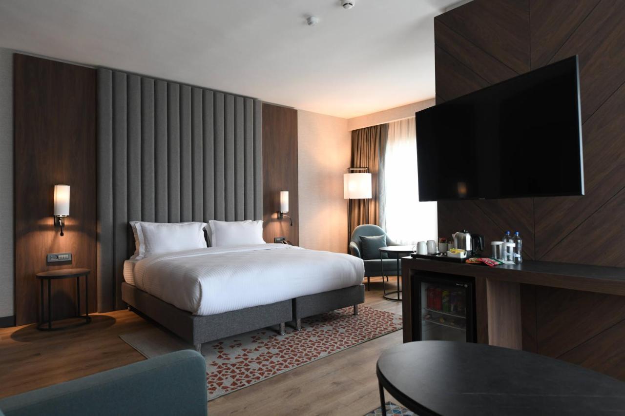 Crowne Plaza Ankara By Ihg Hotel Exterior photo